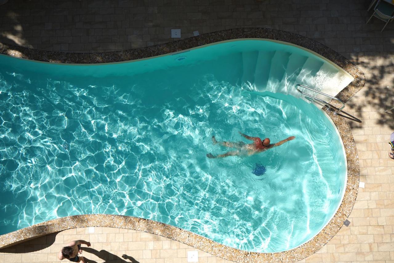 Hotel Pineta Bellaria-Igea Marina Exteriör bild